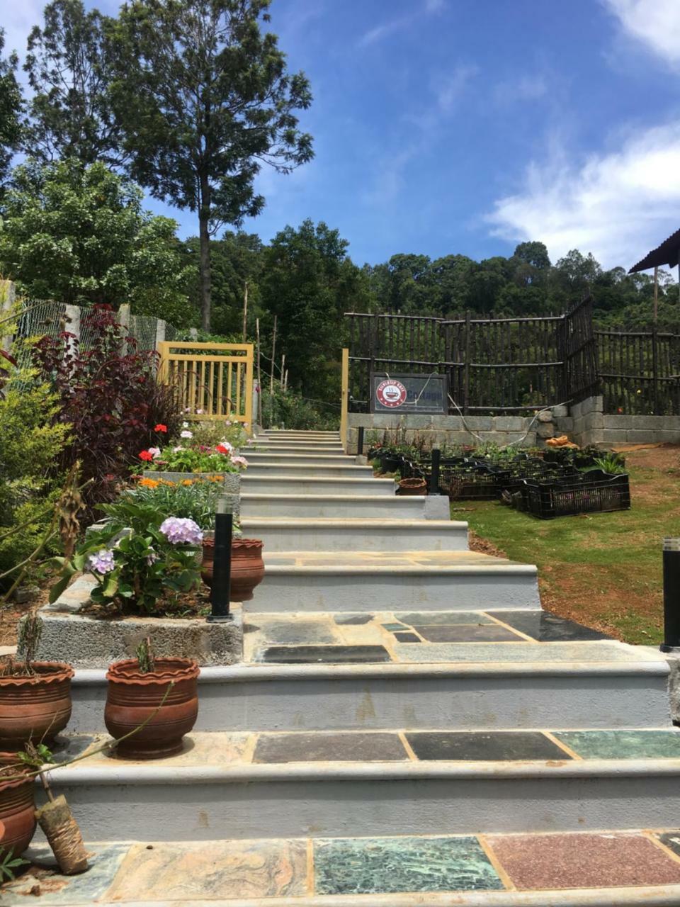 Silvertip Cafe & Homestay Kotagiri Exterior photo